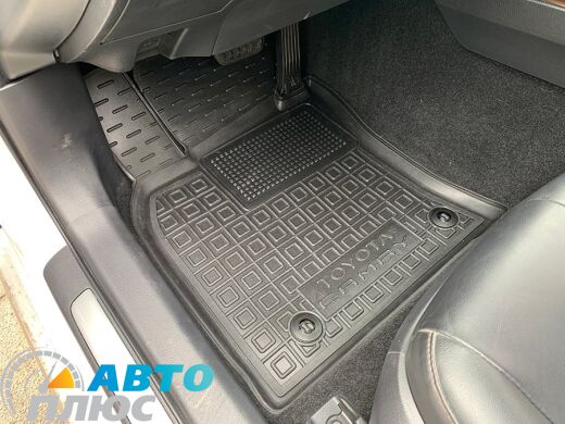 Автомобільні килимки в салон Toyota Camry 70 2018- (Avto-Gumm)