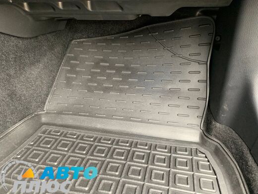 Автомобільні килимки в салон Toyota Camry 70 2018- (Avto-Gumm)