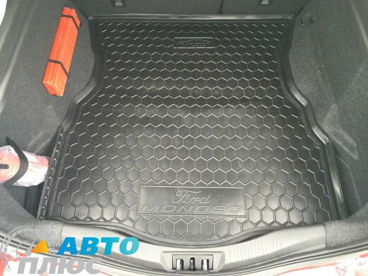 Автомобильный коврик в багажник Ford Mondeo 5 2015- Hatchback (Avto-Gumm)