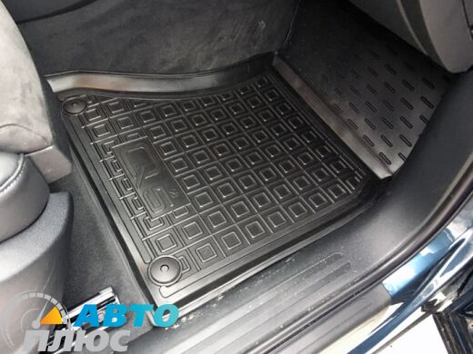 Автомобильные коврики в салон Audi Q5 2009- (Avto-Gumm)