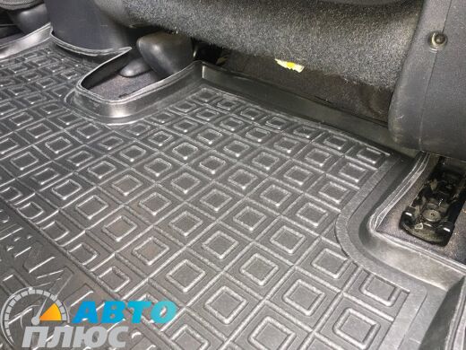 Автомобильные коврики в салон Renault Scenic 2 2002-2009 (AVTO-Gumm)