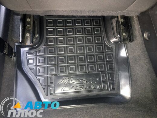 Автомобільні килимки в салон Ford Fiesta 2010- USA (AVTO-Gumm)