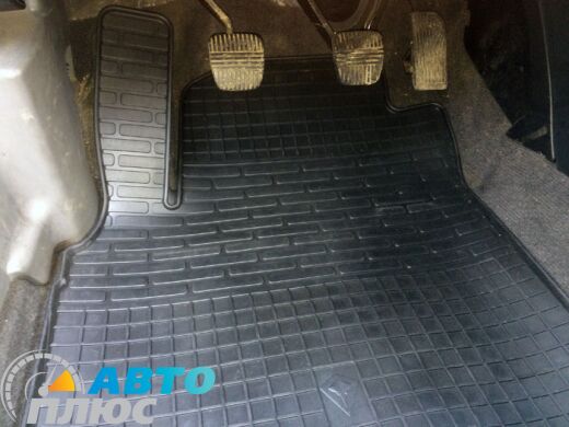 Резиновые коврики в салон Nissan Almera Classic 00-/06- (Stingray)