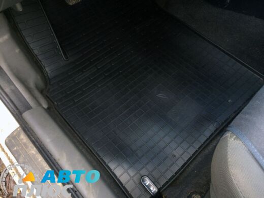 Резиновые коврики в салон Nissan Almera Classic 00-/06- (Stingray)