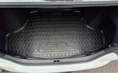 Автомобильный коврик в багажник Toyota Camry 80 2024- (ДВС) (AVTO-Gumm)