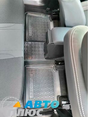 Автомобильные коврики в салон Suzuki S-Cross 2022- (AVTO-Gumm)