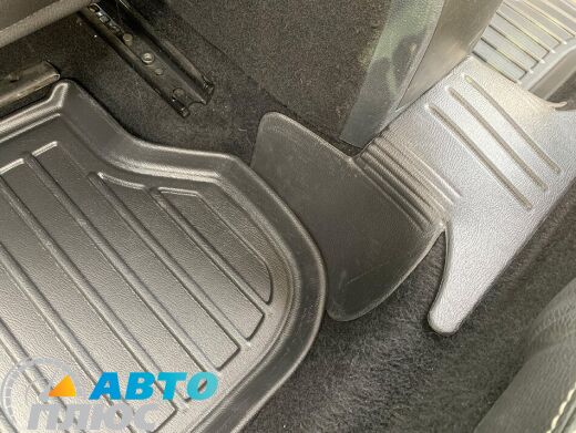 3D Коврики в салон автомобиля Skoda Octavia A5 04-/Golf 5/6/Jetta 05- (Stingray)