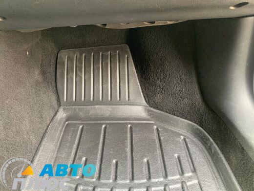 3D Коврики в салон автомобиля Skoda Octavia A5 04-/Golf 5/6/Jetta 05- (Stingray)