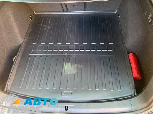 Коврик в багажник для Volkswagen Golf 7 2013- Universal (Stingray)