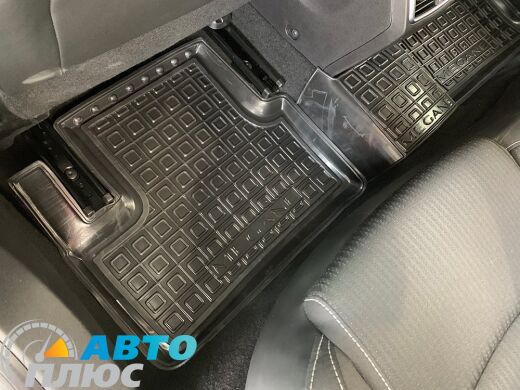 Автомобильные коврики в салон Renault Megane 4 2016- Sedan/Universal (Avto-Gumm)