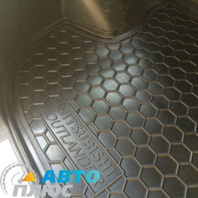 Автомобильный коврик в багажник Mitsubishi Outlander 2003-2007 (Avto-Gumm)