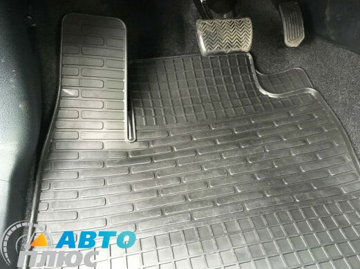 Резиновые коврики в салон Toyota RAV4 2006-2013 (Stingray)