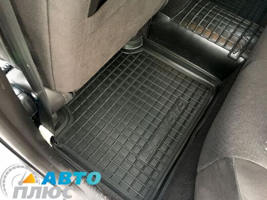 Автомобильные коврики в салон Hyundai Sonata NF/6 2005-2010 (Avto-Gumm)