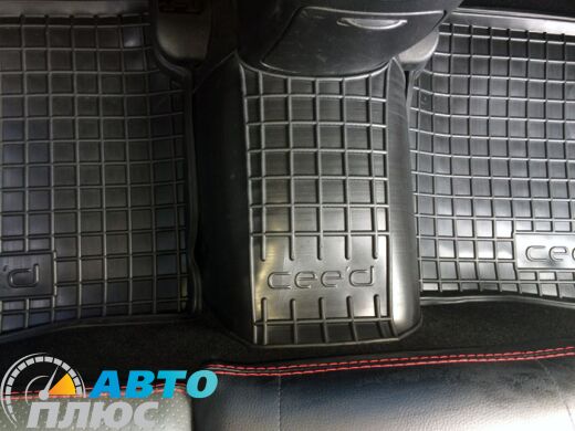 Автомобильные коврики в салон Kia Ceed 2006-2012 (Avto-Gumm)