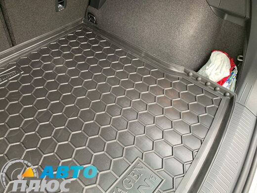 Автомобильный коврик в багажник Volkswagen Tiguan 2016- (Avto-Gumm)