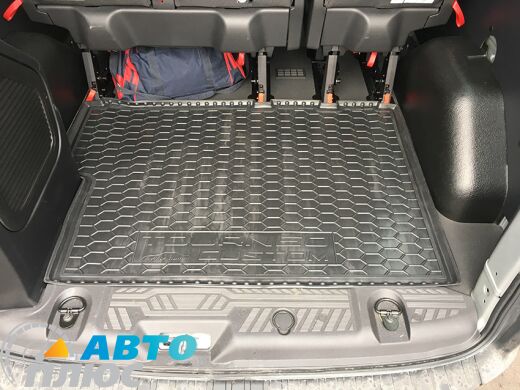 Автомобильный коврик в багажник Ford Tourneo Custom 2015- (Avto-Gumm)
