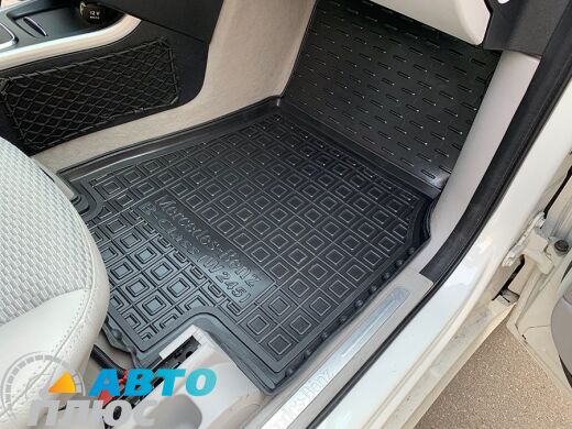 Автомобильные коврики в салон Mercedes B (W245) 2005-2011 (Avto-Gumm)