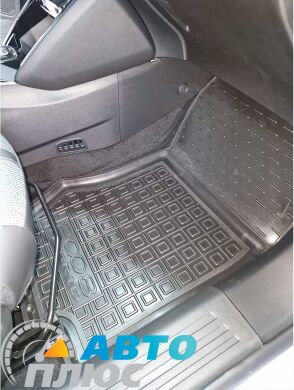 Автомобільні килимки в салон Peugeot 2008 2023- MHEV (AVTO-Gumm)