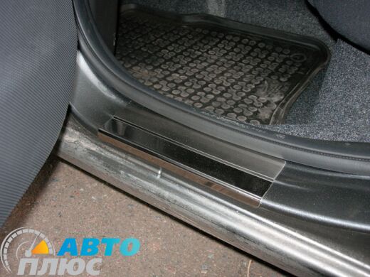 Накладки на пороги Nissan Note 2005- (Premium)