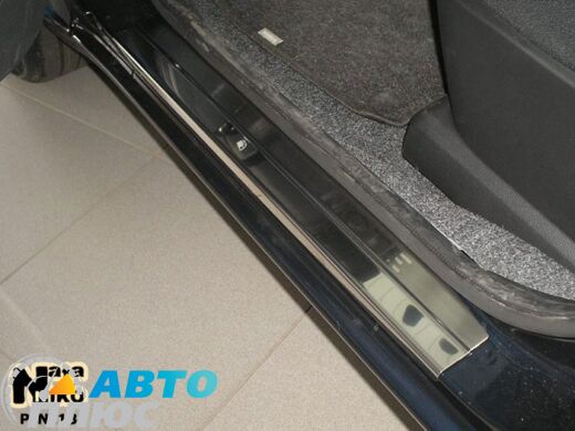 Накладки на пороги Nissan Note 2005- (Premium)