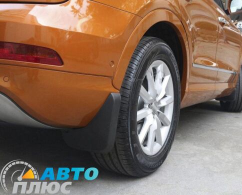 Комплект брызговиков Audi Q3 2011- (AVTM)