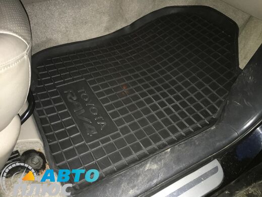 Автомобільні килимки в салон Toyota RAV4 2006-2009 (Avto-Gumm)