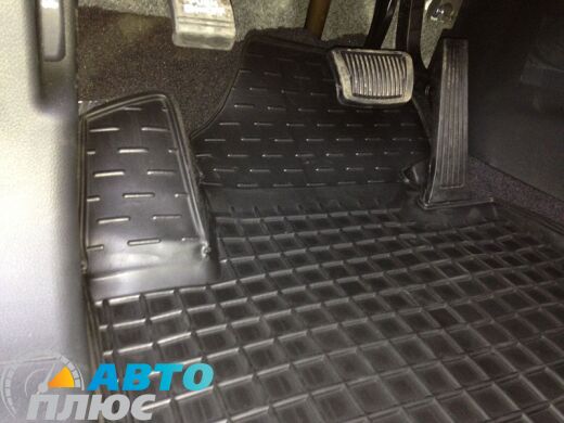 Автомобильные коврики в салон Hyundai Santa Fe (DM) 2012- (Avto-Gumm)