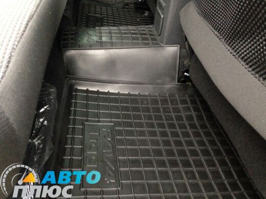 Автомобильные коврики в салон Chery Tiggo 05-/Toyota RAV4 00- (Avto-Gumm)
