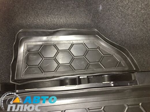 Автомобильный коврик в багажник Volkswagen Passat B8 2015- Universal (AVTO-Gumm)