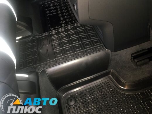 Автомобильные коврики в салон Audi Q7 2016- (AVTO-Gumm)