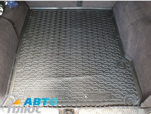 Автомобильный коврик в багажник Mercedes E (W210) 1995- Universal (AVTO-Gumm)