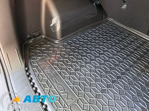 Автомобильный коврик в багажник Hyundai Tucson 2021- верхняя полка c сабв. (AVTO-Gumm)