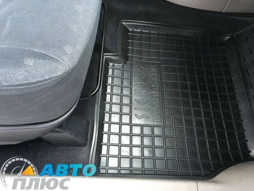 Автомобильные коврики в салон Mitsubishi Grandis 2003- (7 мест) (Avto-Gumm)