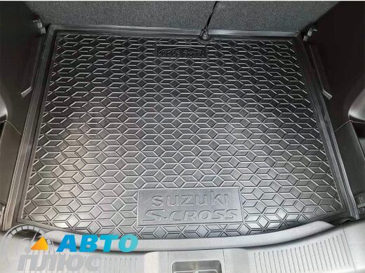 Автомобільний килимок в багажник Suzuki S-Cross 2022- нижня полиця (AVTO-Gumm)