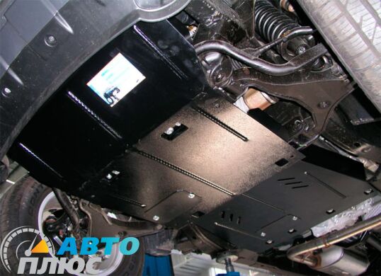 Металлическая защита двигателя Nissan Navara 2005- (Кolchuga) Standart