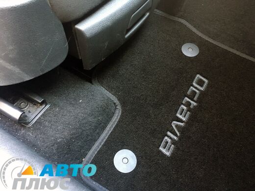 Skoda Octavia A7 2013- реальное фото текстильных ковриков как лежат в машине купить черные бизнес Avtoplus.com.ua