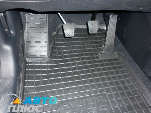 Автомобильные коврики в салон Hyundai ix35 2010- (Avto-Gumm)