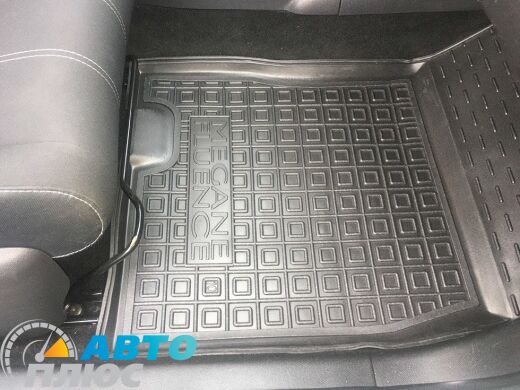 Автомобильные коврики в салон Renault Fluence 09-/Megane 3 Universal 09- (Avto-Gumm)