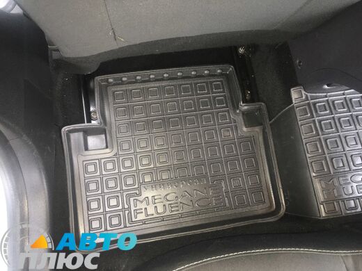 Автомобильные коврики в салон Renault Fluence 09-/Megane 3 Universal 09- (Avto-Gumm)