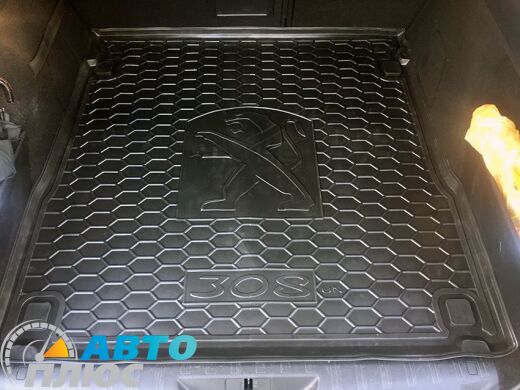 Автомобильный коврик в багажник Peugeot 308 2015- Universal (Avto-Gumm)