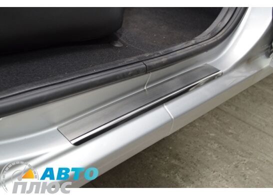 Накладки на пороги Renault Logan MCV 2010-2013 (Premium)