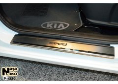 Накладки на пороги Kia Ceed (JD) 2012- (Premium)