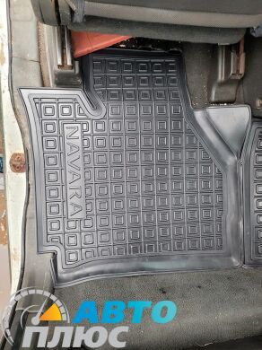 Автомобильные коврики в салон Nissan Navara King Cab 2005- (AVTO-Gumm)