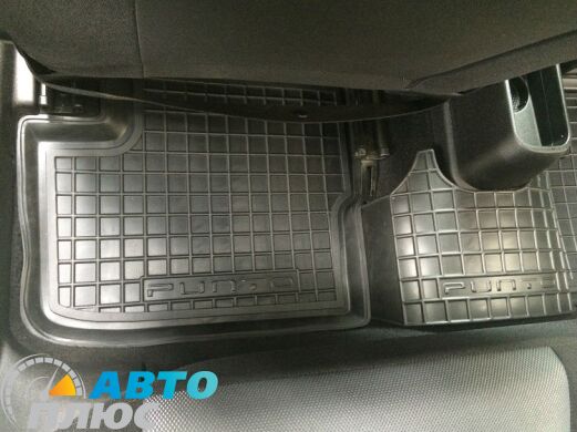 Автомобільні килимки в салон Fiat Punto 2005- (Avto-Gumm)