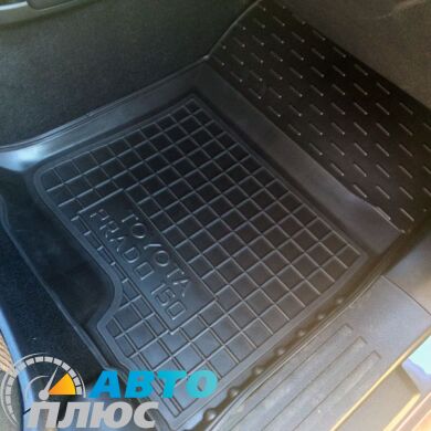 Автомобільні килимки в салон Toyota Land Cruiser Prado 150 10-/13- (Avto-Gumm)