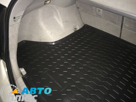 Автомобильный коврик в багажник Toyota Prius 2010- (Avto-Gumm)