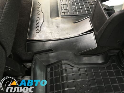 Автомобільні килимки в салон Ford Connect 2013- (довга база) (Avto-Gumm)