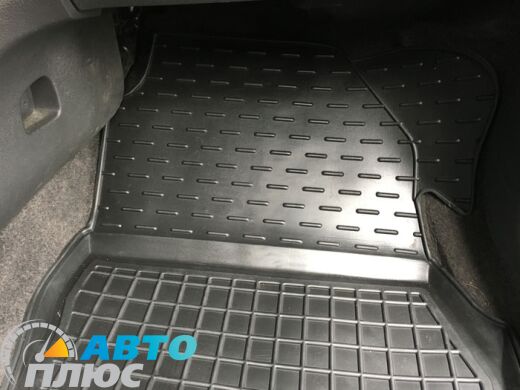 Автомобільні килимки в салон Ford Connect 2013- (довга база) (Avto-Gumm)