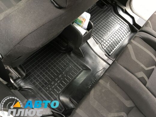 Автомобільні килимки в салон Ford Connect 2013- (довга база) (Avto-Gumm)
