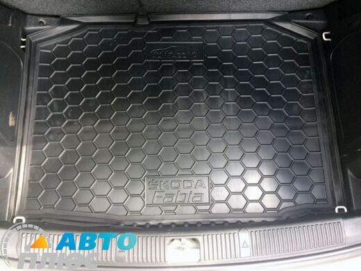 Автомобильный коврик в багажник Skoda Fabia 2 2007- Hatchback (Avto-Gumm)